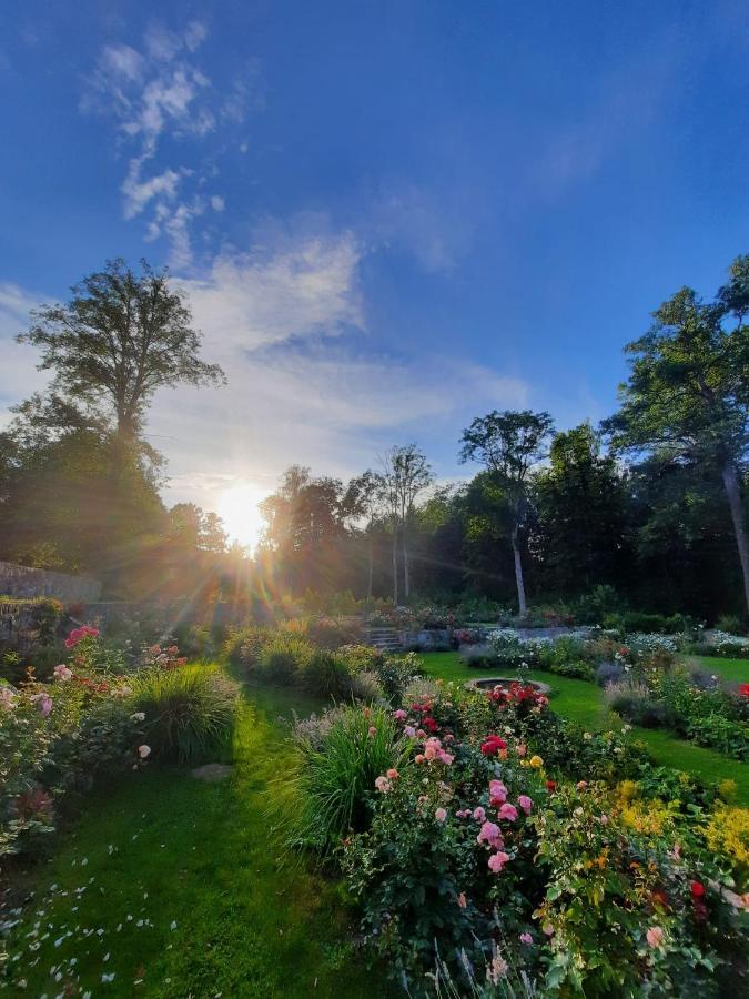 Mezdzirnas Country House & Spa Kabile Bagian luar foto