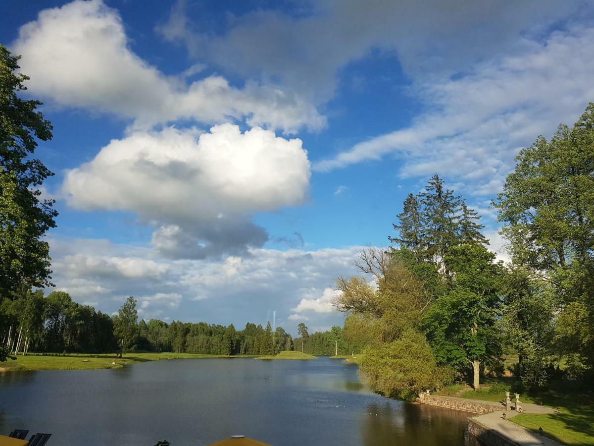 Mezdzirnas Country House & Spa Kabile Bagian luar foto